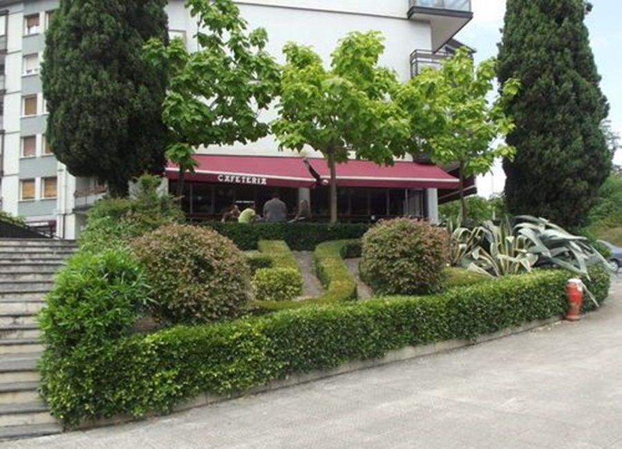 Hotel San Blas Abadiano Celayeta Exterior photo